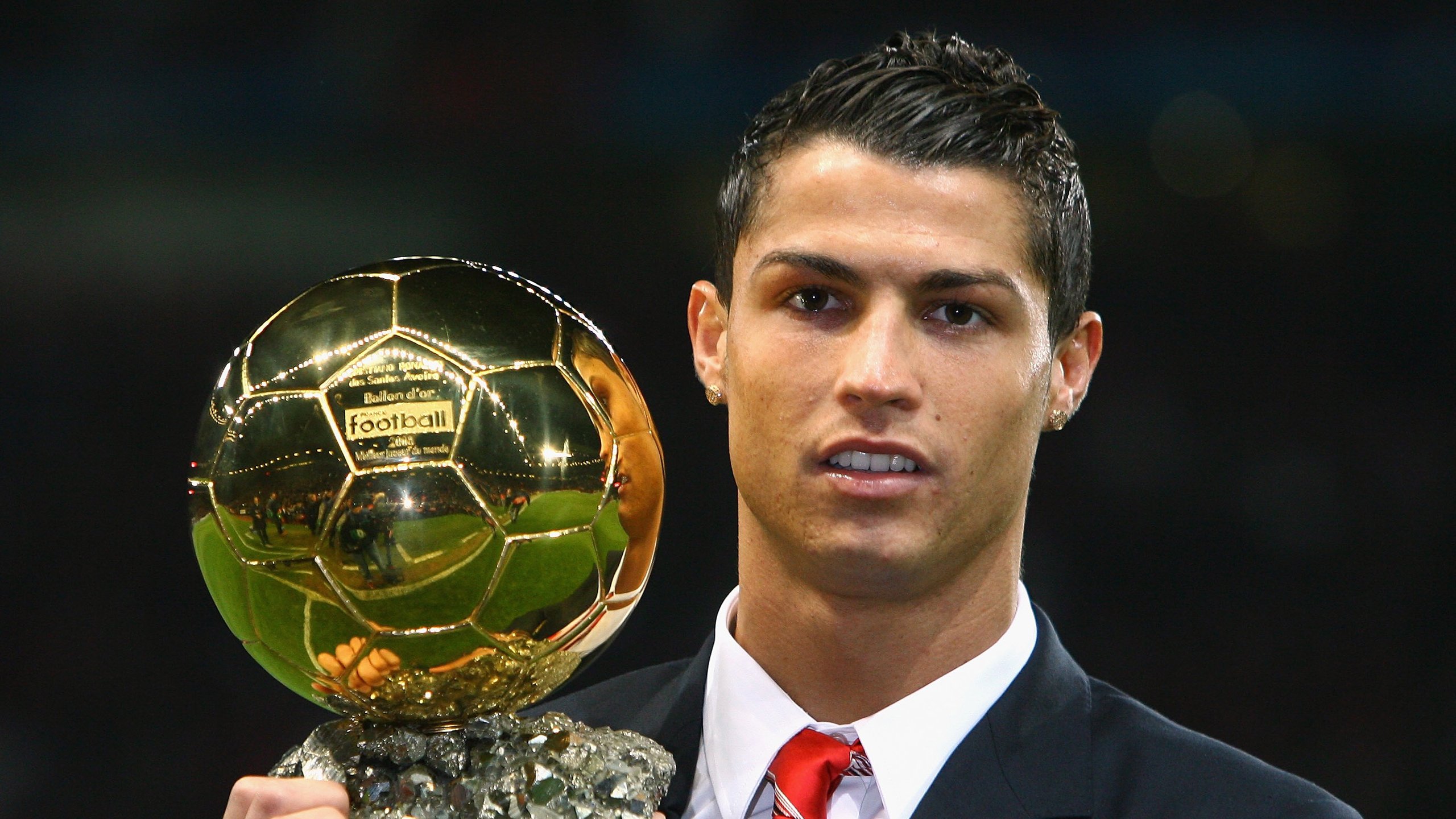 新兴足球场馆建设热潮推动城市面貌升级,新增足球场